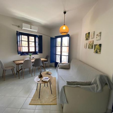 Oros Eros Apartment Hydra  Ruang foto